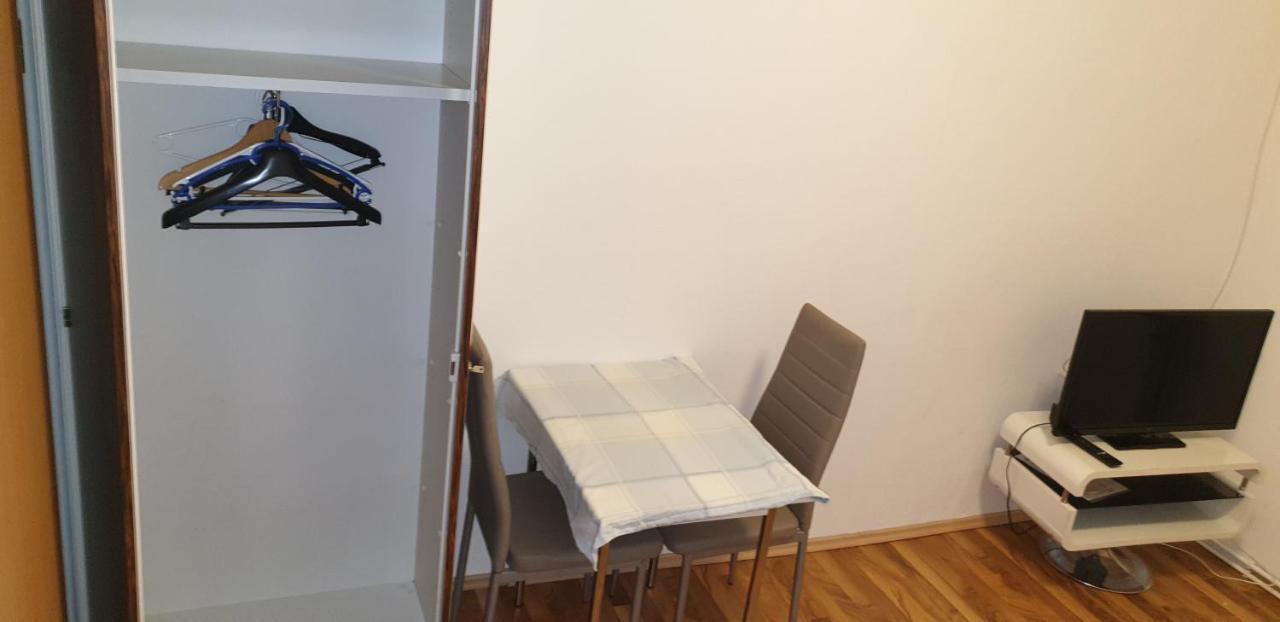 Private Unterkunft Askinartar Apartment Майнц Екстериор снимка